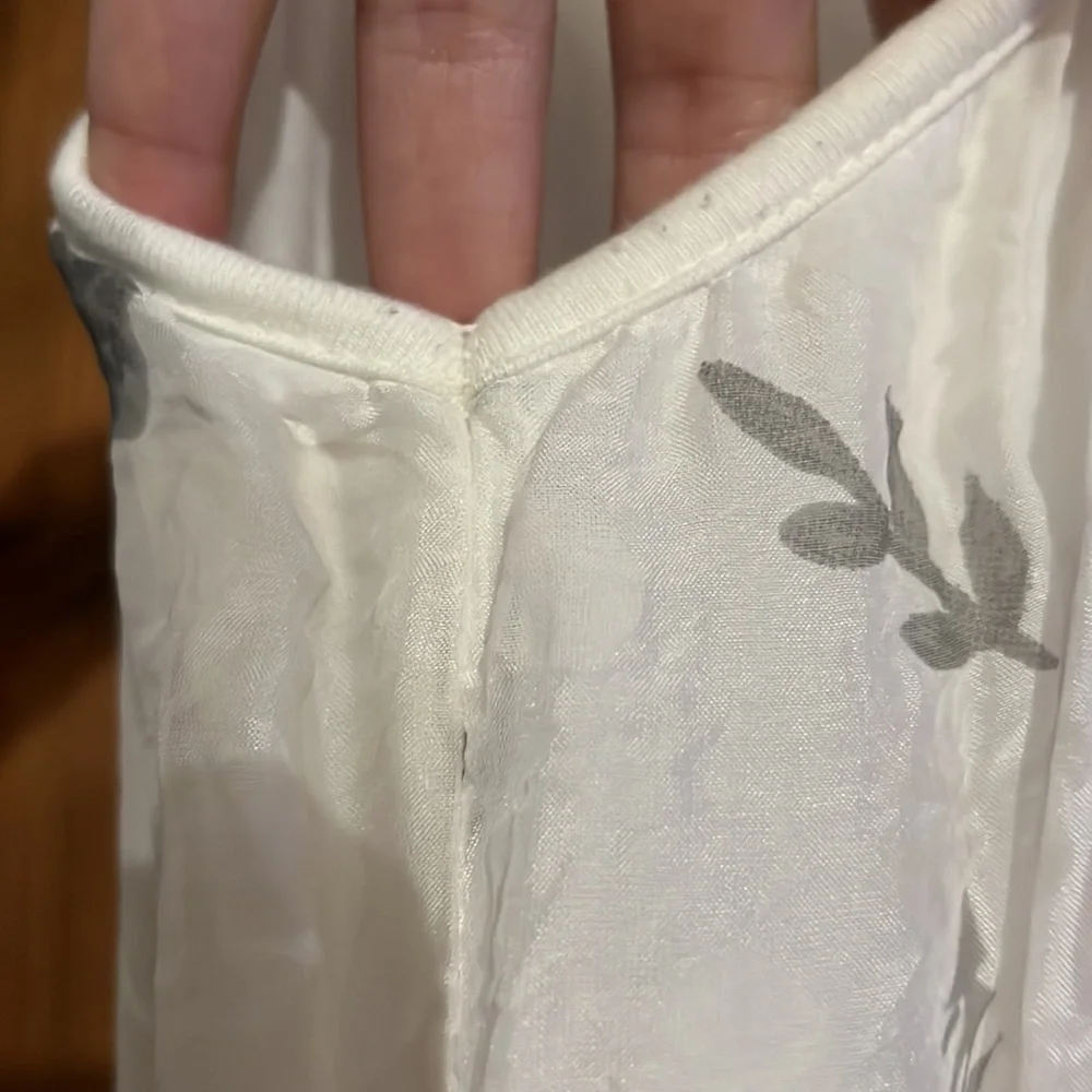 M made in Italy Silk and Viscose Floral Tank - Picture 10 of 11